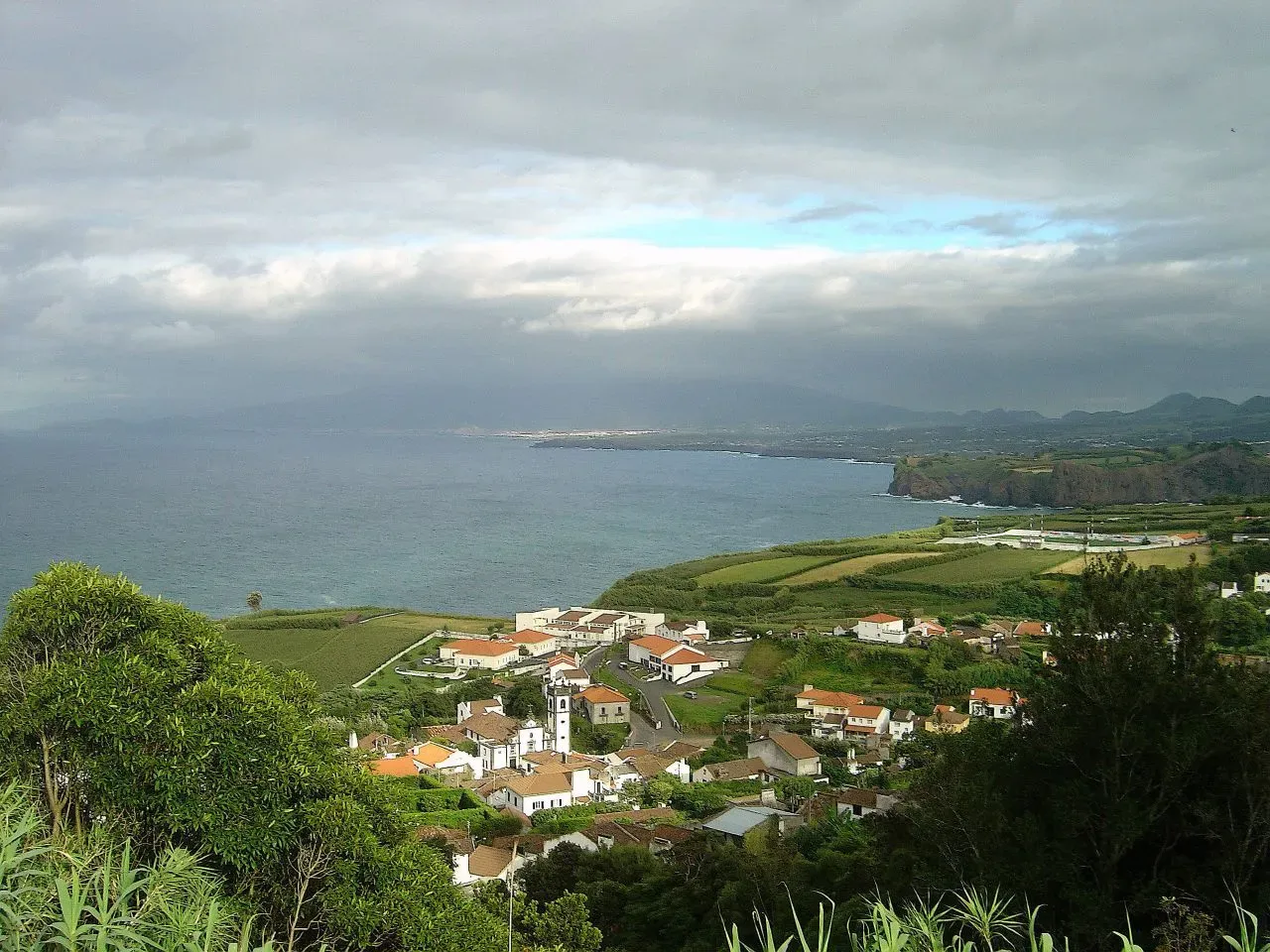 Santo António, con la valle di Ribeira Grande sullo sfondo.
