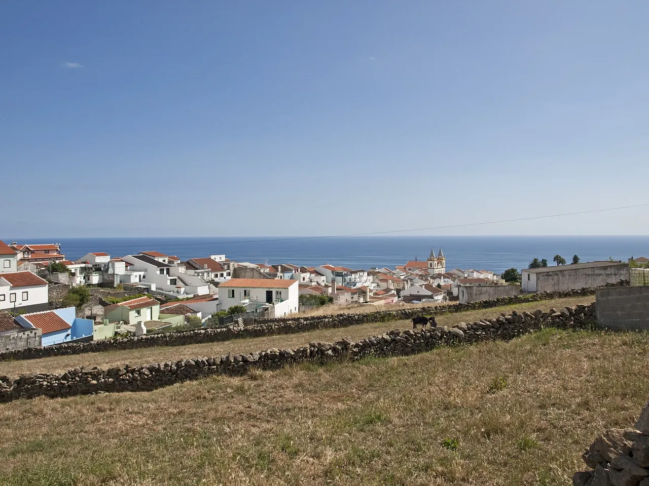 A panoramic view over Ribeirinha on Terceira.