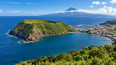 Monte da Guia above Horta bay