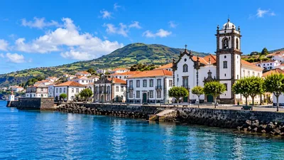 The whitewashed town of Santa Cruz da Graciosa